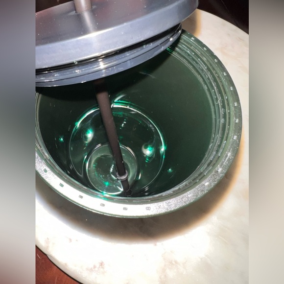 Starbucks Cup - Picture 5 of 5